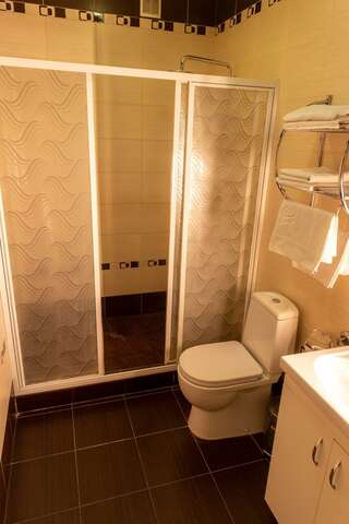 Гостиница Атриум Ковров Стандарт двухместный 1 двуспальная кровать (Корпус 2 - 11,12,14,24,33)-27